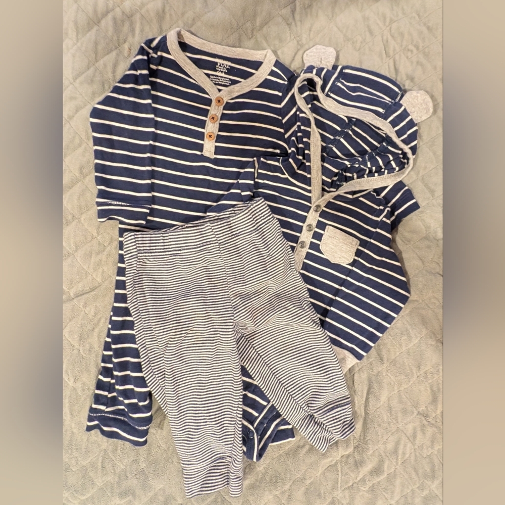 Carter's 9M Striped Blue and White/Gray Kids Clothes - Picture 2 of 5